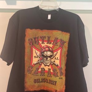 E720 NWOT Outlaw Garage T-shirt Men’s  Sz. XL Skull Graphics